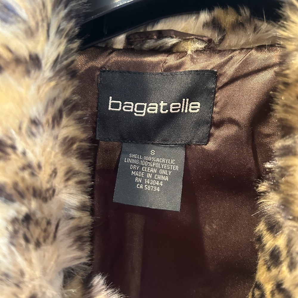 Bagatelle Leopard Print Teddy Jacket - Picture 3 of 3